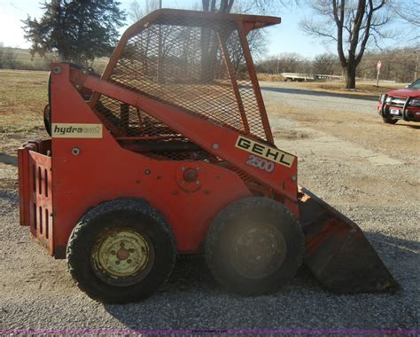 gehl 2500 skid steer tires|gehl skid steer model numbers.